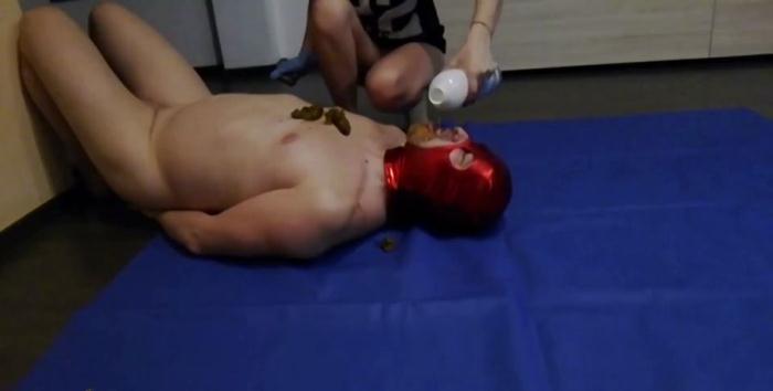 Scat Humiliation: (Goddess Margo) - Swallowing Huge Turds - Side Angle Mobile Recorded [FullHD 1080p] (136 MB)
