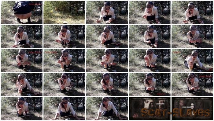 Defecation: (ScatLina) - In the woods fetish [FullHD 1080p] (678 MB)