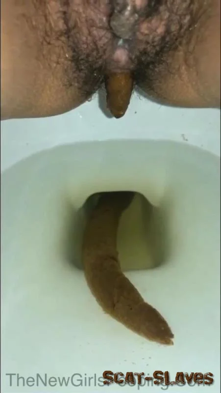 TheNewGirlsPooping.com: (Efro Sabrina) - Scat Cute Sabrina 5 [SD] (10.8 MB)