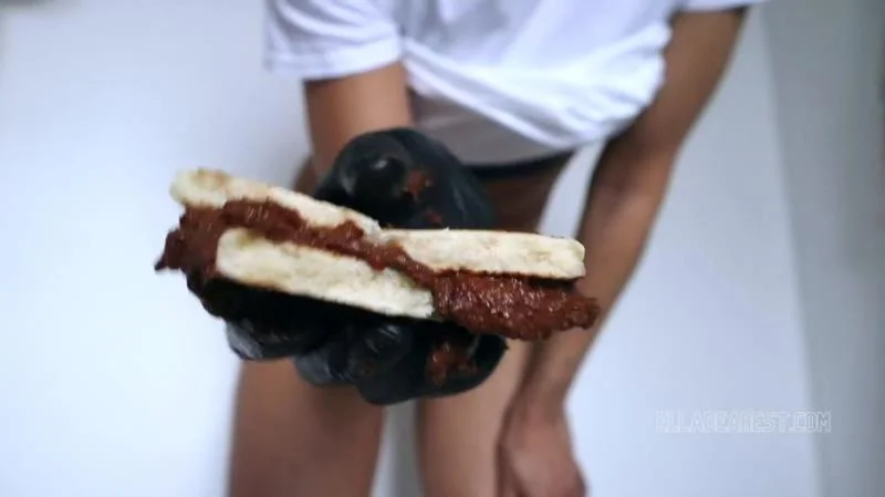 Scatbook.com: (Ella Dearest aka Efro Ella) - Hot Filled Potato Cake [HD 720p] (24.7 MB)