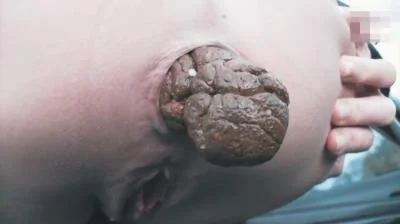 Filthygrid.com: (Mia Skye aka MiaRoxxx) - Car Piss And Shit [HD 720p] (16.5 MB)