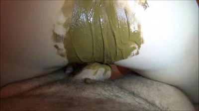 Scatshop.com: (DirtyScatGirl) - Scat Couple In Pantyhose [HD 720p] (1.10 GB)