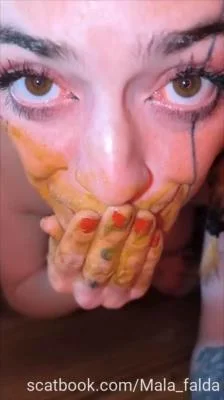 Scatbook.com: (Malafalda) - Scat Drool [SD] (175 MB) Scat-Slaves.net