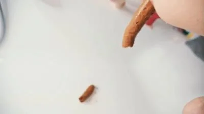 Filthygrid.com: (Mia Skye aka MiaRoxxx) - Piss'n Poo In Bathtube [HD 720p] (6.82 MB) Scat-Slaves.net