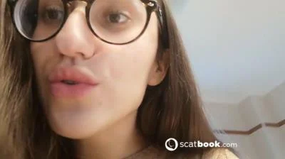 Scatbook: (Miss Lith) - Scat Darkfans - 06 [HD 720p] (66.7 MB) Scat-Slaves.net