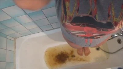 Scatshop.com: (Mistress Roberta) - Shitting Urge And Enema [SD] (377 MB)