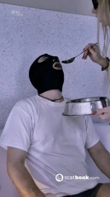 Scatbook: (Miss Infinity) - PRIMERA VEZ CON MI RETRETE HUMANO FIRST TIME WITH MY HUMAN TOILE [SD] (151 MB) Scat-Slaves.net