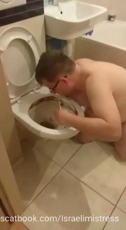 Scatbook.com: (Mistress Jardena) - Shitty bitch training [SD] (12.0 MB)