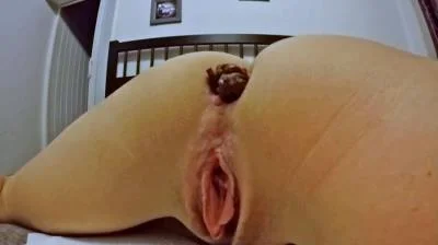 Filthygrid.com: (Mia Skye aka MiaRoxxx) - Spread On The Bed [HD 720p] (11.6 MB)