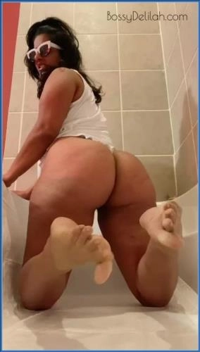 Bossy Delilah - Teen Anal Scat Kaviar Session