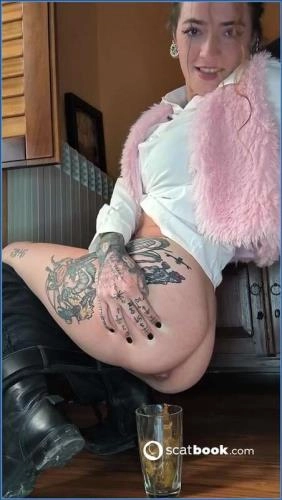 Malafalda comida y vómito en escena HD 720p