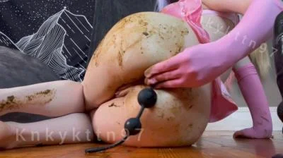 Defecation: (KnkyKttn97) - Pink And Brown [HD 720p] (875 MB) Scat-Slaves.net