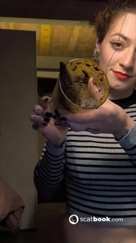 Scatbook.com: (Malafalda) - Glass Darkfans 01 [SD] (86.0 MB)