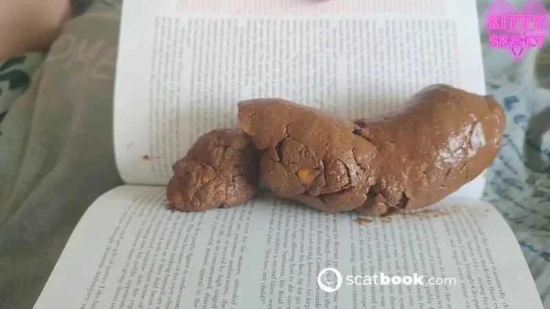 Scatbook.com: (Kitty Skatt) - The Book Critic This Book [FullHD 1080p] (1.64 GB)