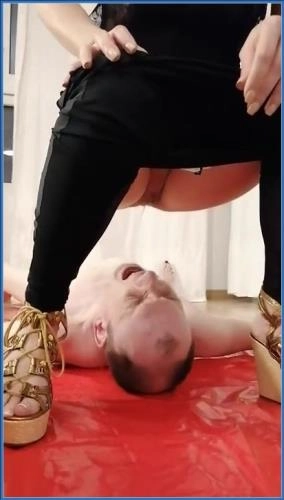 נהנים ממיסטראס ג'רדנה בסרט פמדום וקוויאר! 00:04:01 של אקשן אינטנסיבי!