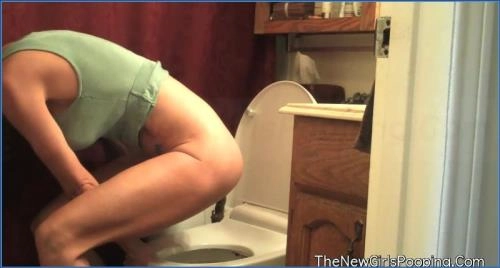 Josie in Farting and Peeing Action - Full HD 720p Stream or Download – Scat-Slaves poster