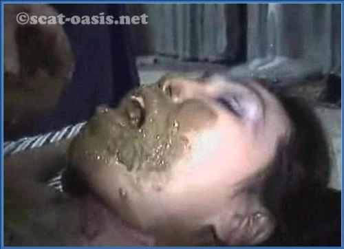 HoneyBee in Asiatische Scat-Action mit Pissen und Analsex auf Scat-Oasis – Scat-Slaves poster