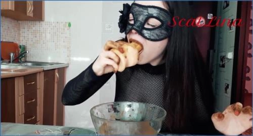 Lina beim Scat-Essen und Dildo-Action in FullHD 1080p auf Scat-Shop.com – Scat-Slaves poster