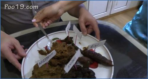 Mädchen zeigen Hintern und füttern Sklaven! HD 720p Video mit Milana Smelly jetzt ansehen. – Scat-Slaves poster