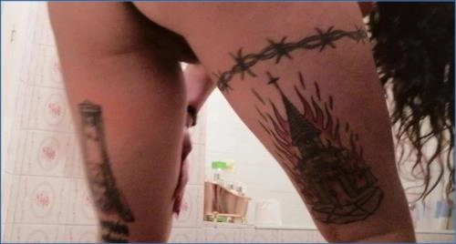 Download Badkitty - Pipí y Caca en FullHD Scat-Slaves.net