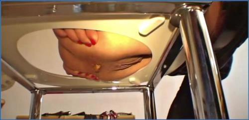 Loser P3 HD 720p: Lady Amy und Lady Atropa in bizarren Fetischszenen jetzt bei Scatqueens-Berlin streamen oder herunterladen – Scat-Slaves poster