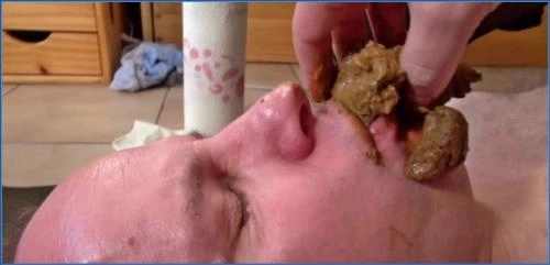 LadyAmy und LadyGrace: Doppelte Scat-Action in HD 720p auf Scatqueens-Berlin – Scat-Slaves poster