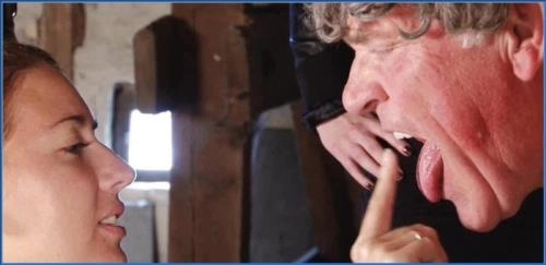 Lady Amy, Lady Atropa - Scatmeal für Eine P1 Bizarre Fetisch Szenen