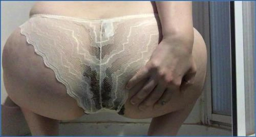 ChubbiBunni - Panty Pooping Close-Up HD 720p