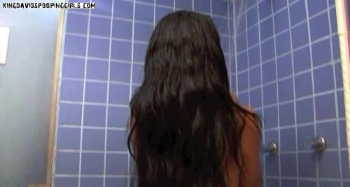 Delilah Douche Poep Douche 720p HD – Scat-Slaves poster