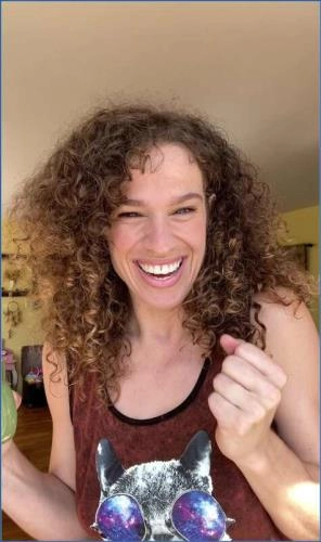 Romanian Mistress - Nude Model Poops Herself in FullHD 1080p – Scat-Slaves poster