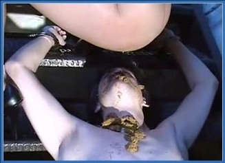 Dominatriz puertorriqueña persa Delilah domina con scat intenso y humillación verbal – Scat-Slaves poster