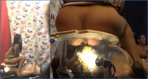 Dominas Jóvenes en Escenas de Scat: Comer Mierda Parte 6 en HD 720p – Scat-Slaves poster