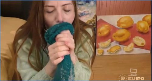 Extreme-Erbrochenes und Scat-Clips FullHD 1080p Nicol Remy - Solo-Scat im Scat-Shop.com Video – Scat-Slaves poster