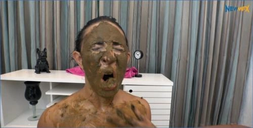 Debora Blue, Isa Blue, Saori Kido Comendo Merda em Punicao de Irmas 4K – Scat-Slaves poster