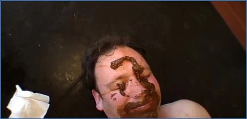 Lady Amy und Lady Atropa im Scat-Femdom: The Looser P3 HD 720p jetzt online streamen oder herunterladen – Scat-Slaves poster