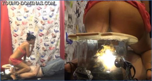 Download Ver video: Poop Funnel Parte 2 en HD 720p con jóvenes dominatrixes sirviendo scat femdom Scat-Slaves.net