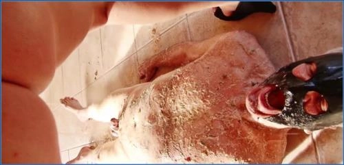 Lady Amy und Lady Atropa: Scat Femdom - Eat My Vomit Slave P2 HD 720p online ansehen oder herunterladen – Scat-Slaves poster