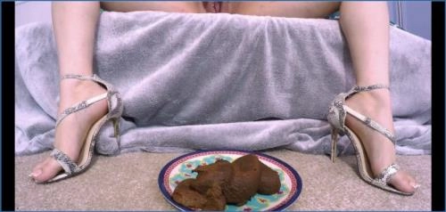 Massive Femdom Toilet Slave Session with Blonde Goddess in FullHD 1080p – Scat-Slaves poster