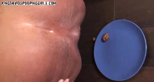 Monroe Big Boulders ! SiteRip kijken: Alina, Demi, Aspen in scat en pis scènes streamen of downloaden