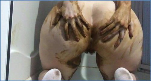 ChubbiBunni - Pee and Poop Play HD 720p Full Video