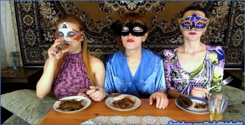 Olga Frühstücks-Skat-Orgie HD 1080p – Scat-Slaves poster