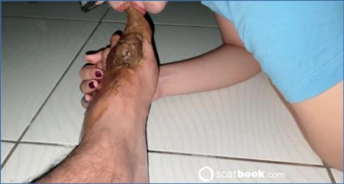 Ele enfiou o pé no meu cuzinho até eu melar tudo - Casal Fist em POV FullHD 1080p, Anal e Scat