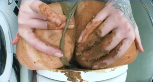 Schweres Geschütz UltraHD 4K – Dirty Betty im Fetisch- und Amateurfilm