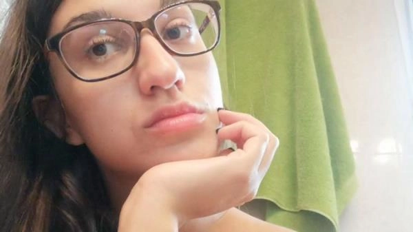 Scatbook.com: (Miss Lith) - Scat Darkfans 66 [HD 720p] (81.9 MB)