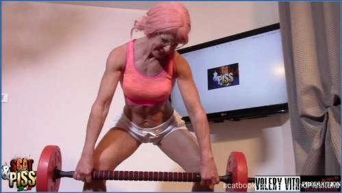 Porno Fitness Bagnato Pissing, Kaviar – HD 720p / Scatbook