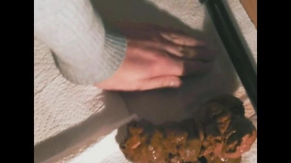 Filthygrid.com:  - Hot Shit, Hot Piss [HD 720p] (10.6 MB)