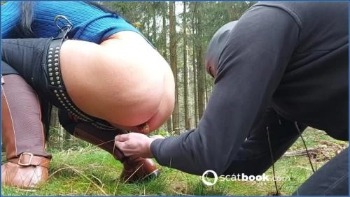 Herrin Luciana Pinkelspiele Sklaven HD 720p