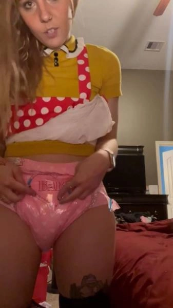 Scatbook.com:  - Daddycon Hehe [UltraHD 2K] (86.1 MB) – Scat-Slaves poster