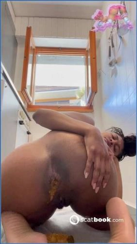 I hadnt shitted in 2 days got it all over my foot Efro, Toilet – HD 720p / Scatbook