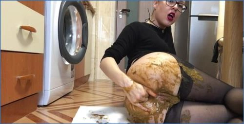 Ella Gilbert - Hardcore Sklave Szenen FullHD 1080p – Scat-Slaves poster